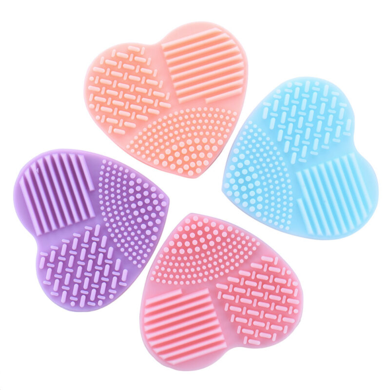 Mat Cleaning Pad Heart Shaped 3-1/4" x 1"