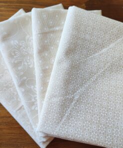White on Cream 4 Piece Fat Quarter Bundle