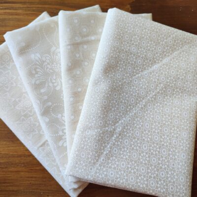 White on Cream 4 Piece Fat Quarter Bundle