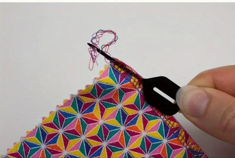Overlocker/Serger Seam Hook